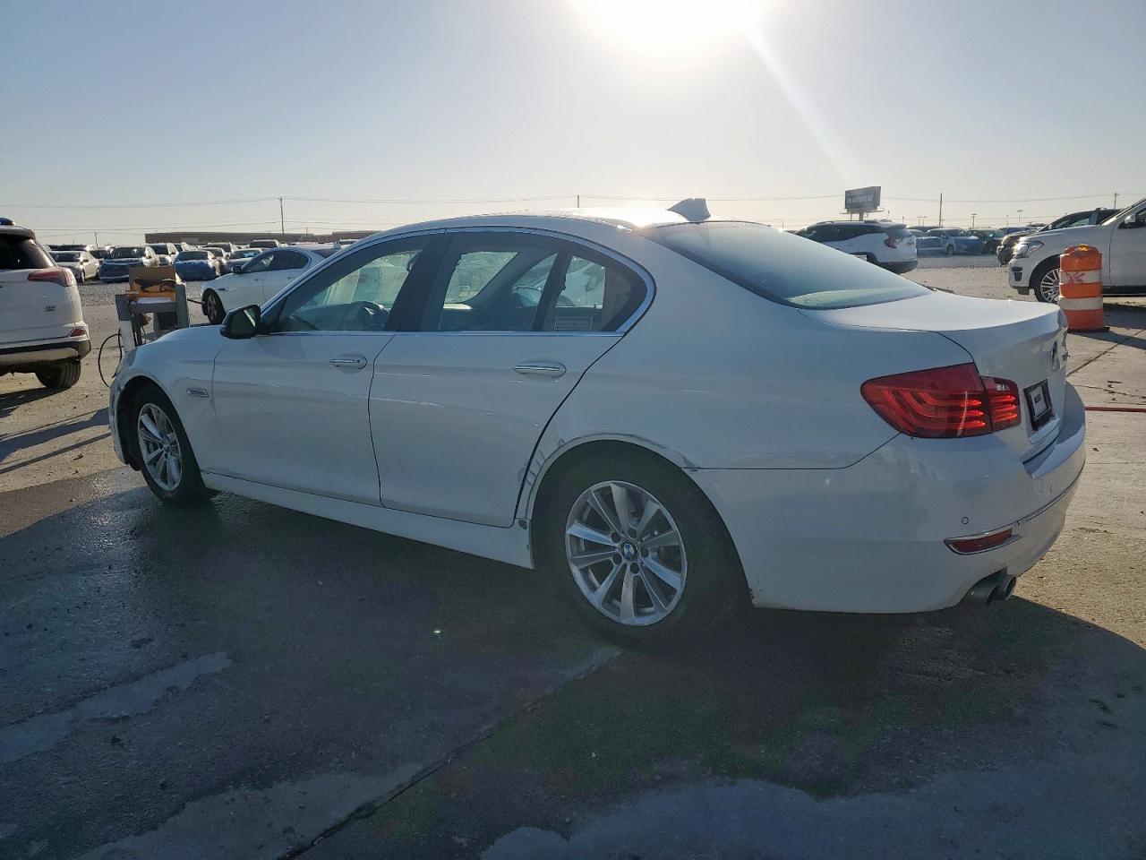 2015 BMW 528 I - zdjęcie 2