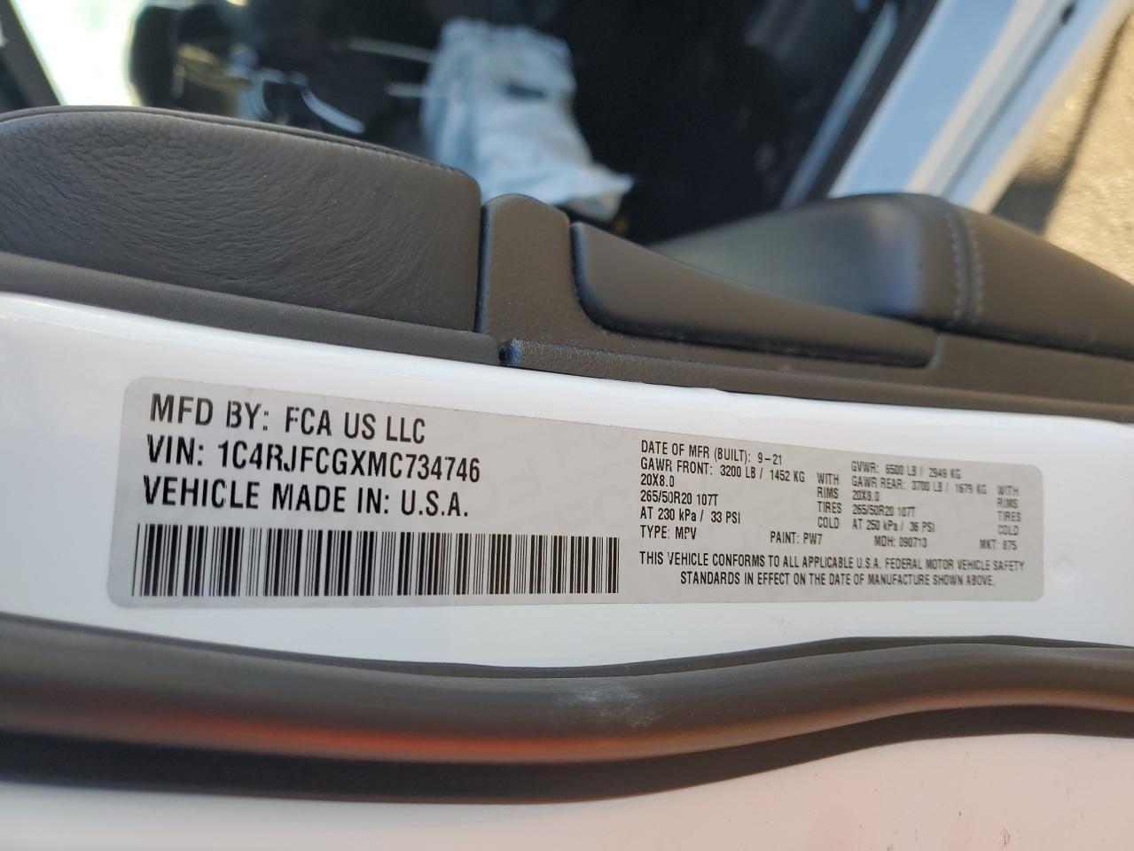 2021 Jeep Grand Cherokee Overland - zdjęcie 14