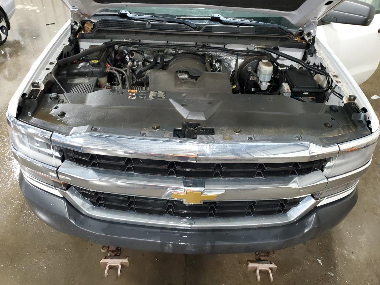 2016 Chevrolet Silverado K1500 - zdjęcie 11