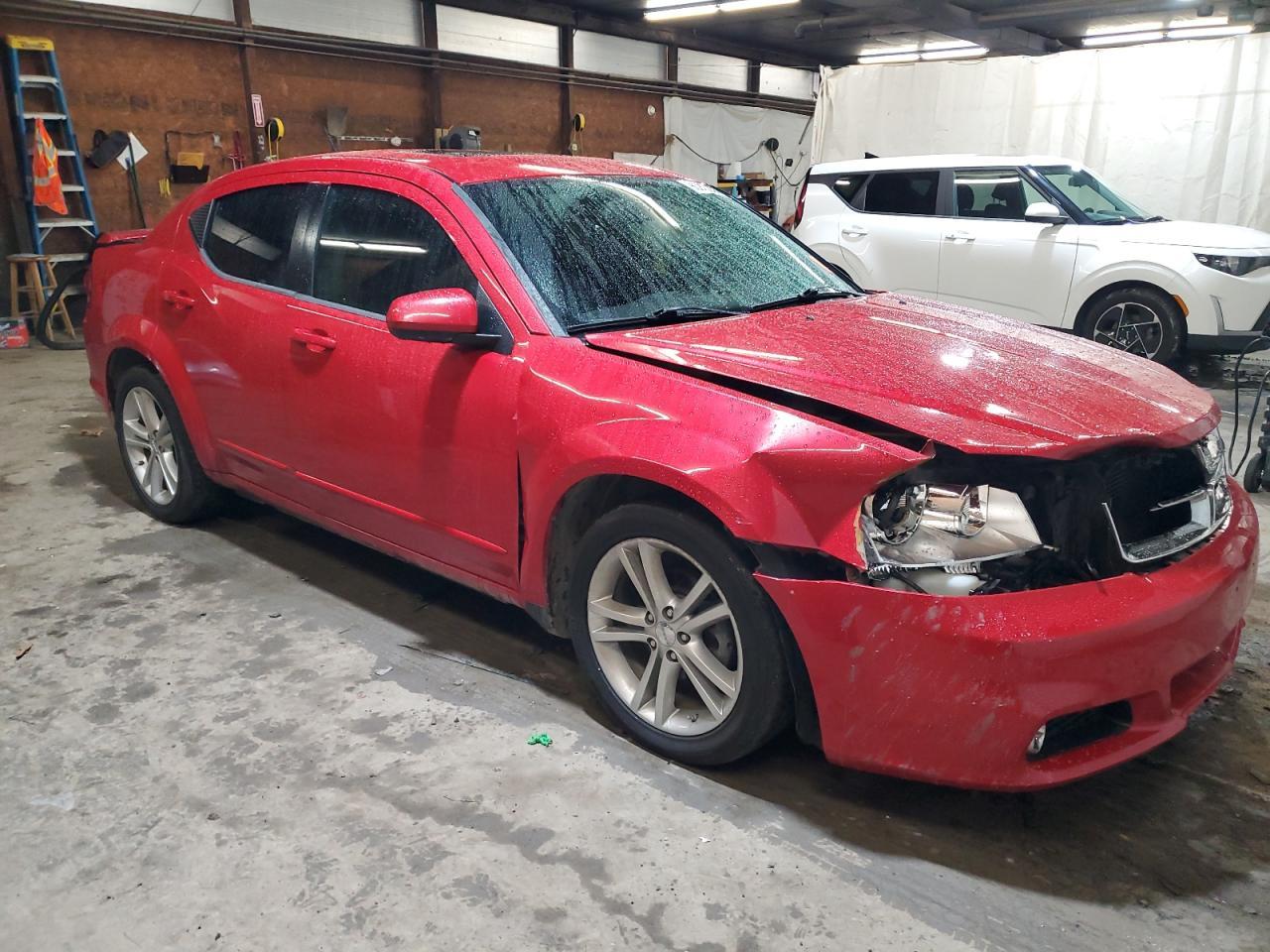 2013 Dodge Avenger - zdjęcie 4