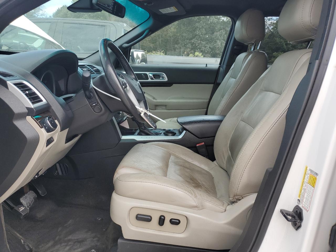 2014 Ford Explorer - zdjęcie 7