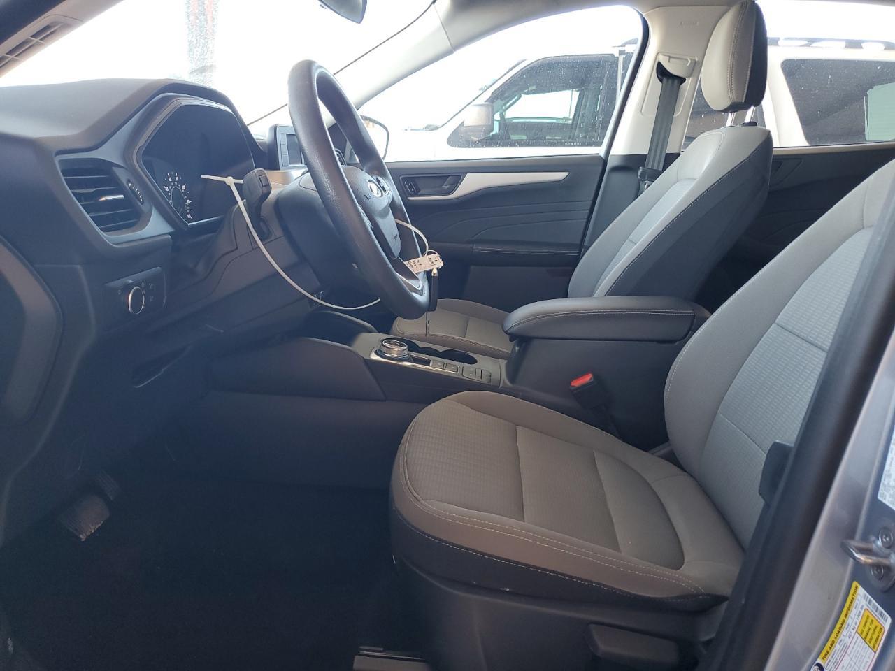 2022 Ford Escape - zdjęcie 7