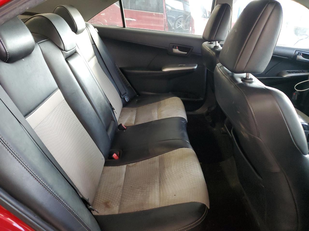 2014 Toyota Camry - zdjęcie 10