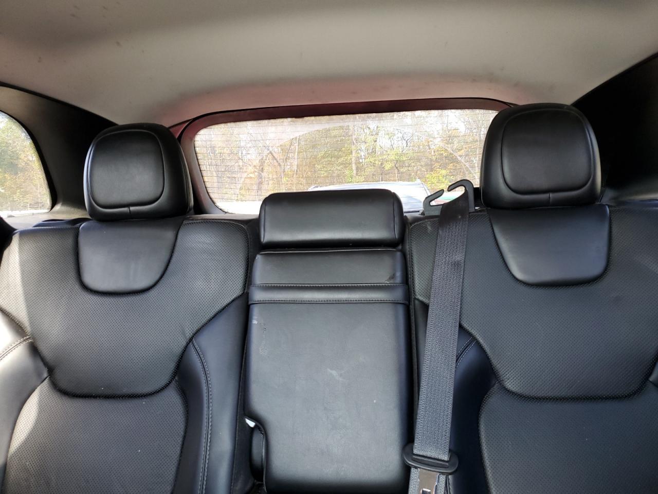 2019 Jeep Cherokee - zdjęcie 10