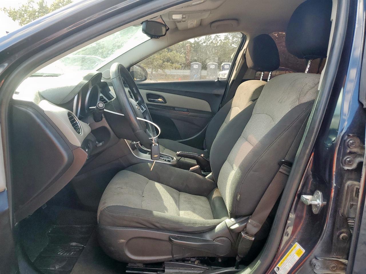 2015 Chevrolet Cruze Ls - zdjęcie 7