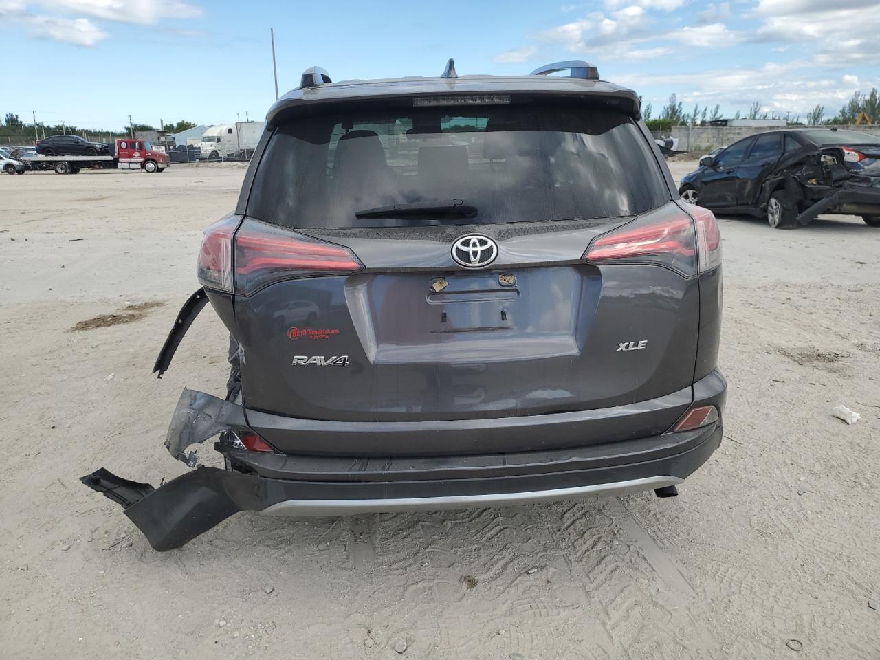 2018 Toyota RAV 4 - zdjęcie 6