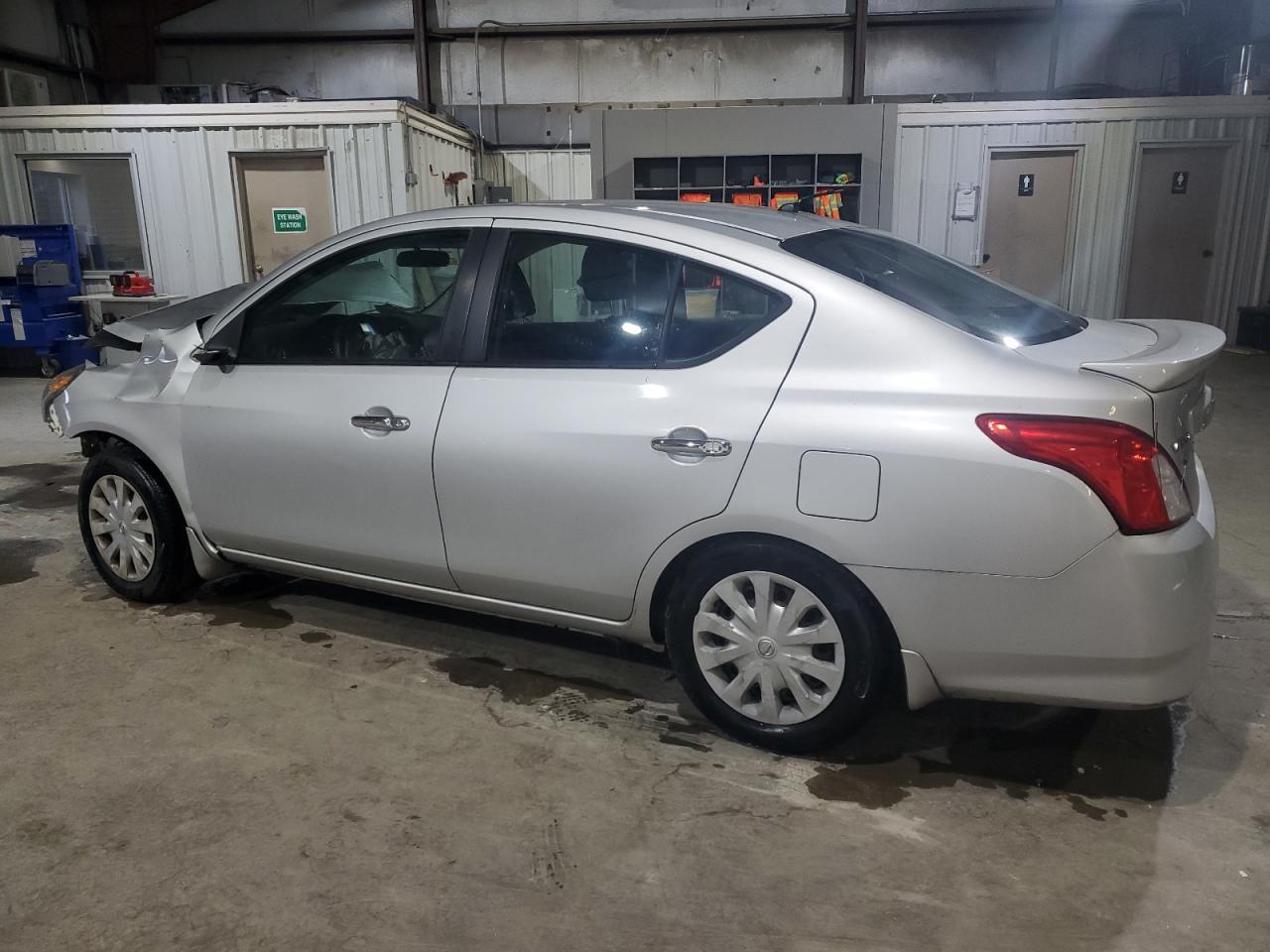 2015 Nissan Versa 1.6 Sv - zdjęcie 2