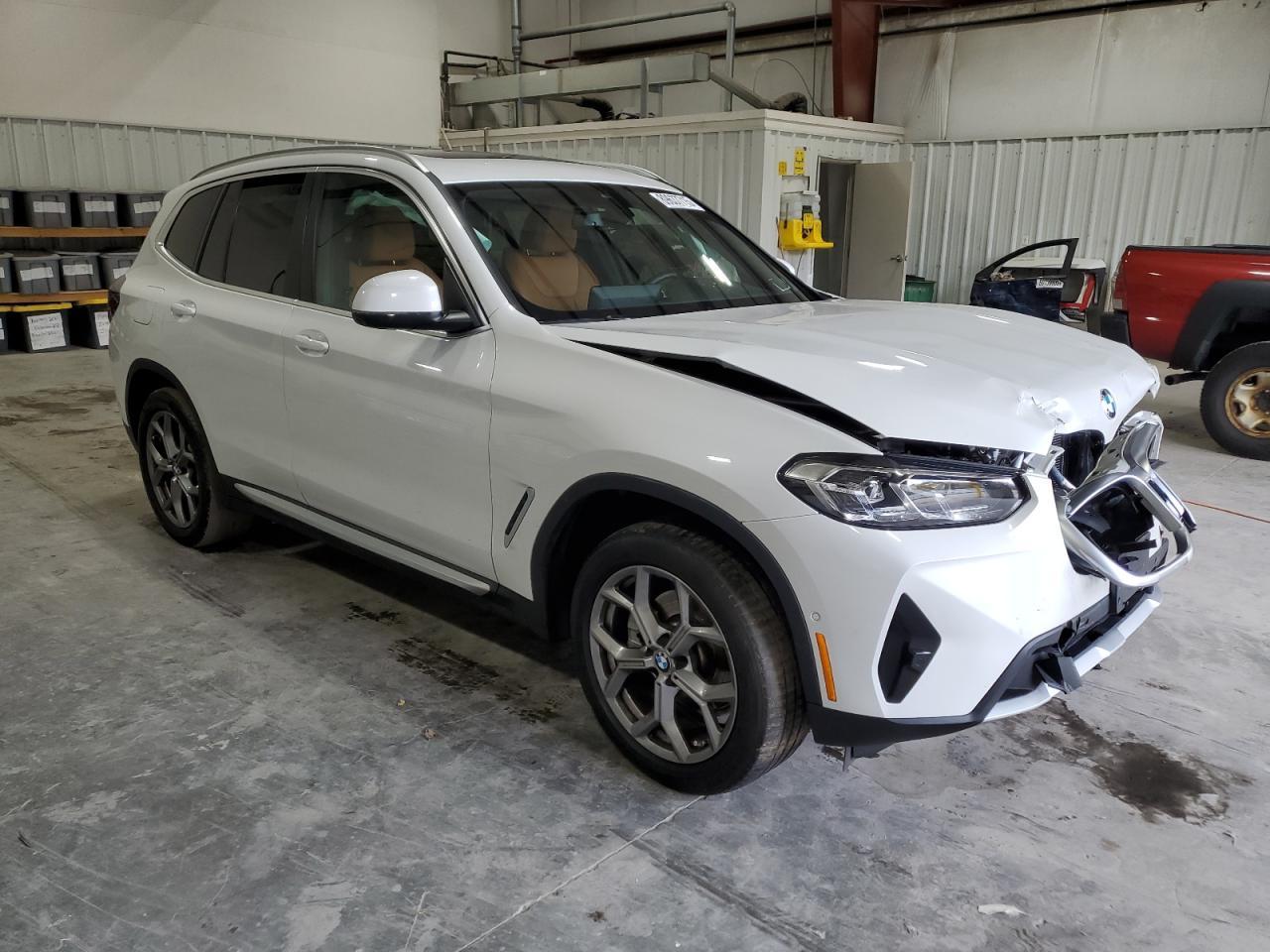 2023 BMW X3 - zdjęcie 4