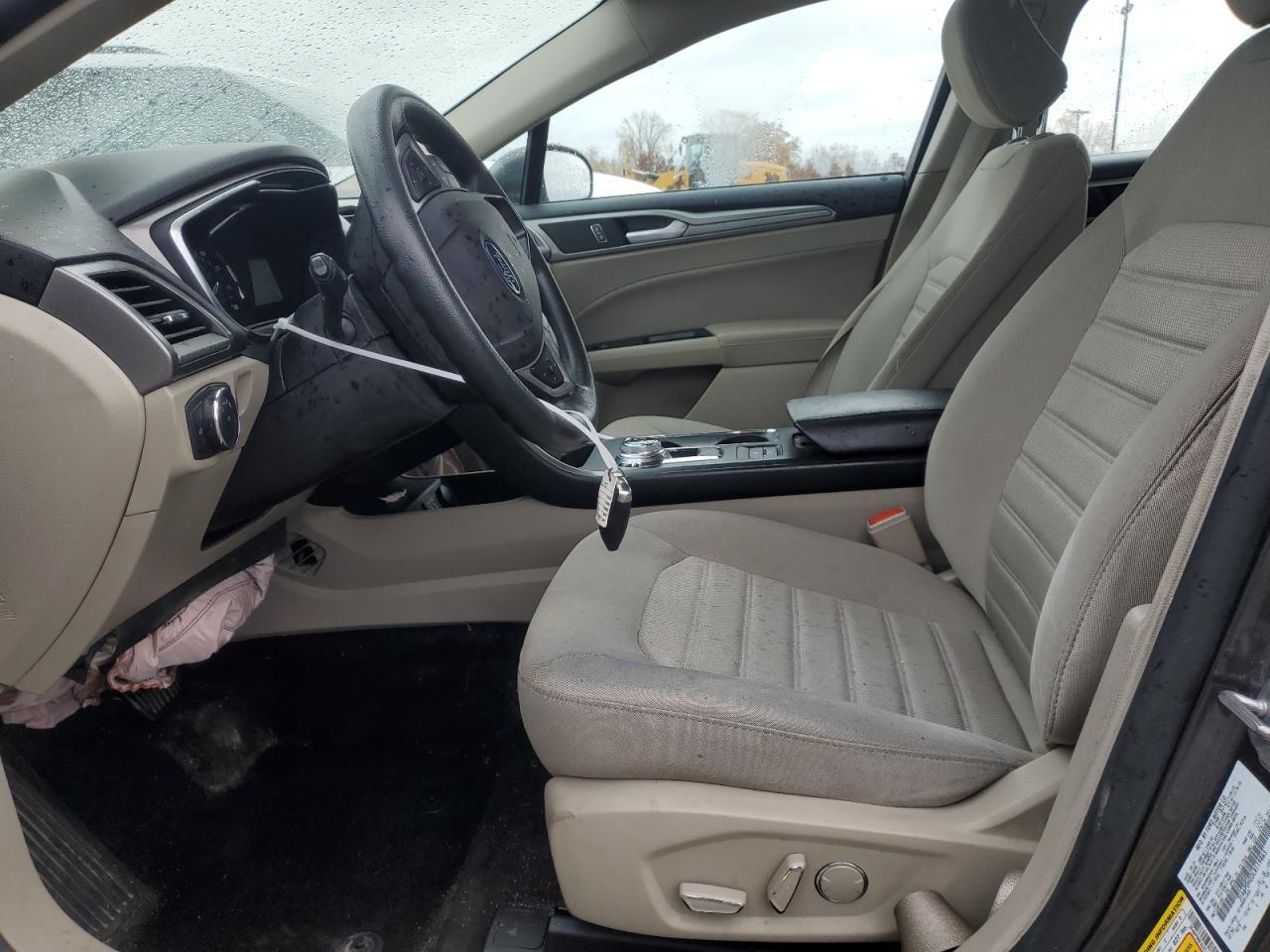 2020 Ford Fusion Se - zdjęcie 7