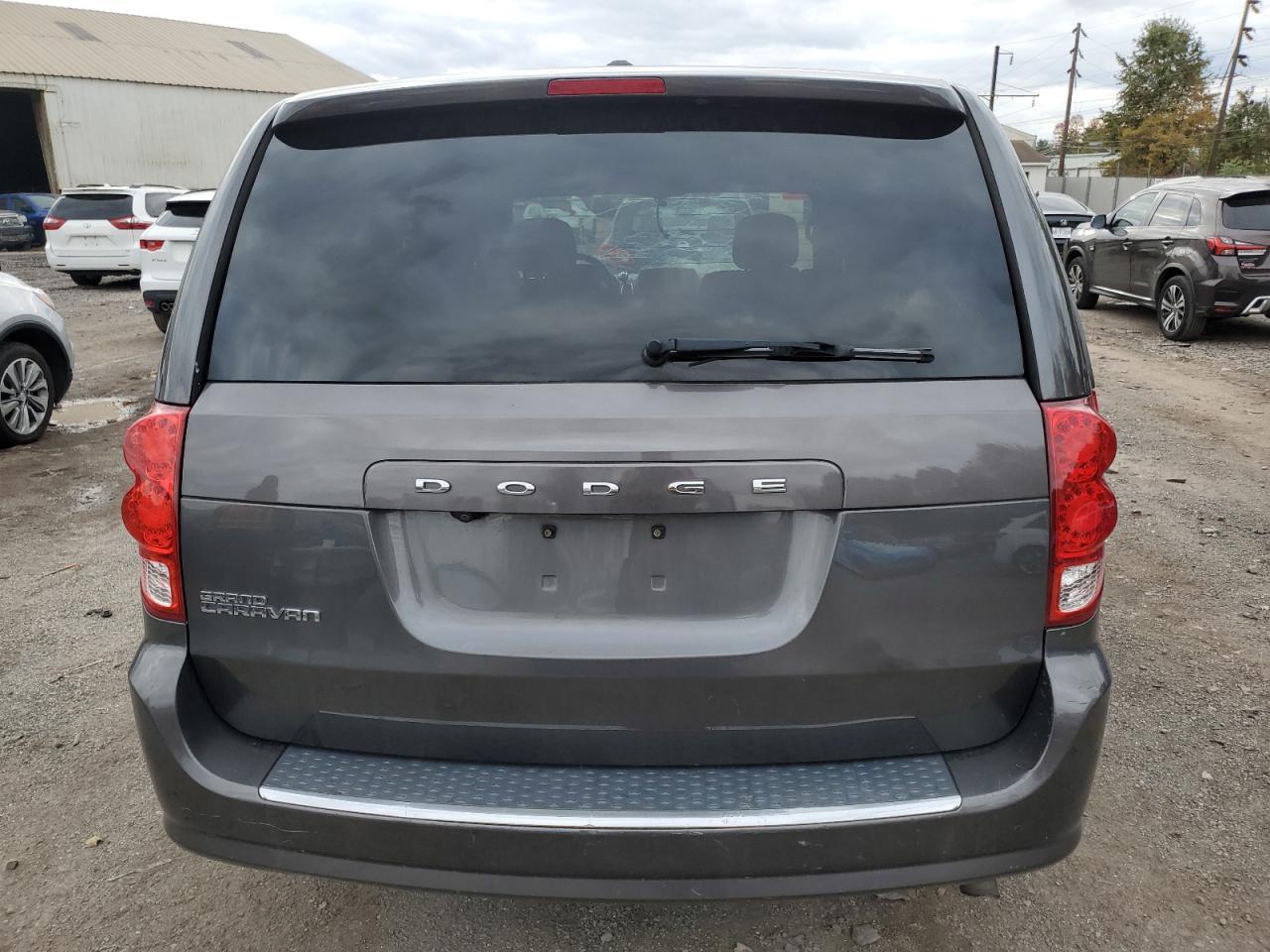 2016 Dodge Caravan - zdjęcie 6