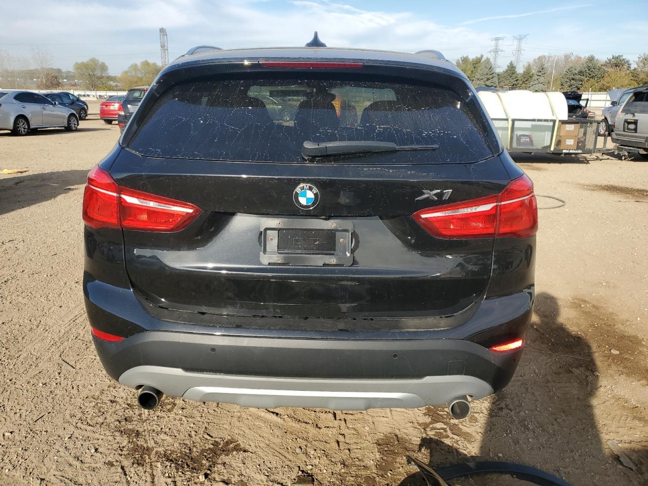 2017 BMW X1 xDrive28I - zdjęcie 6