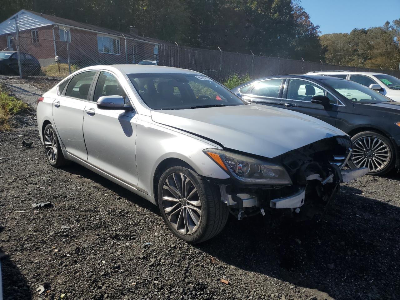 2016 Hyundai Genesis - zdjęcie 4