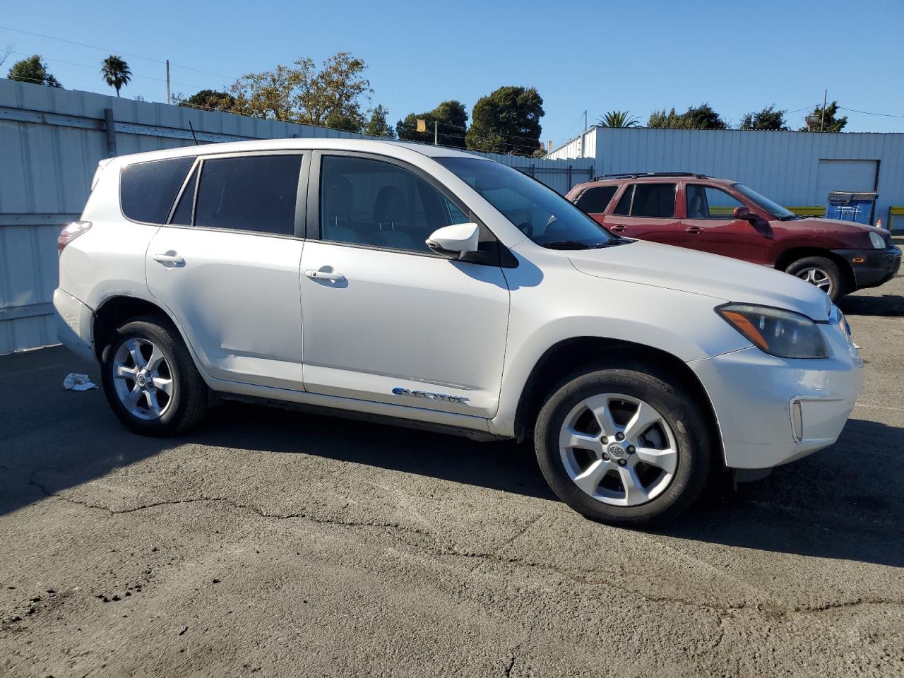 2013 Toyota Rav4 Ev - zdjęcie 4
