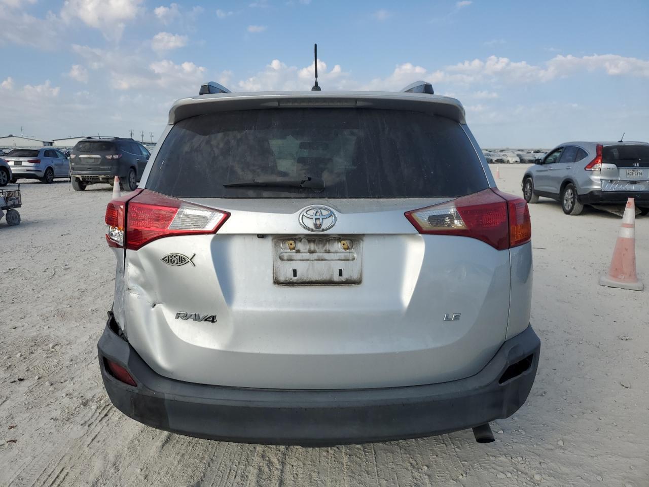 2015 Toyota RAV 4 - zdjęcie 6