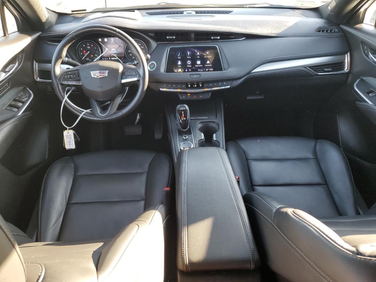 2022 Cadillac Xt4 Premium Luxury - zdjęcie 8