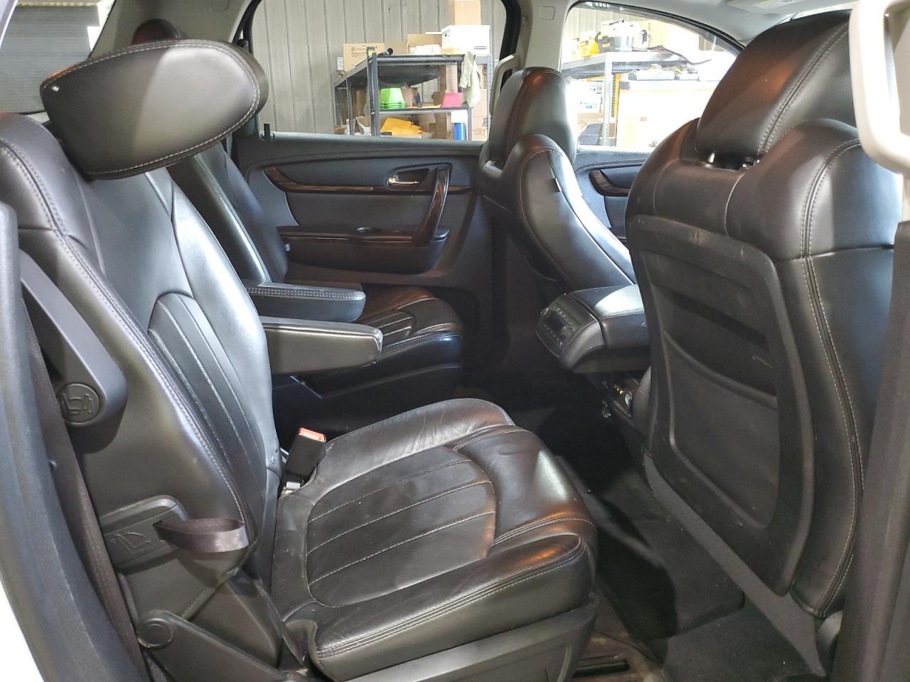 2013 GMC Acadia Denali - zdjęcie 11