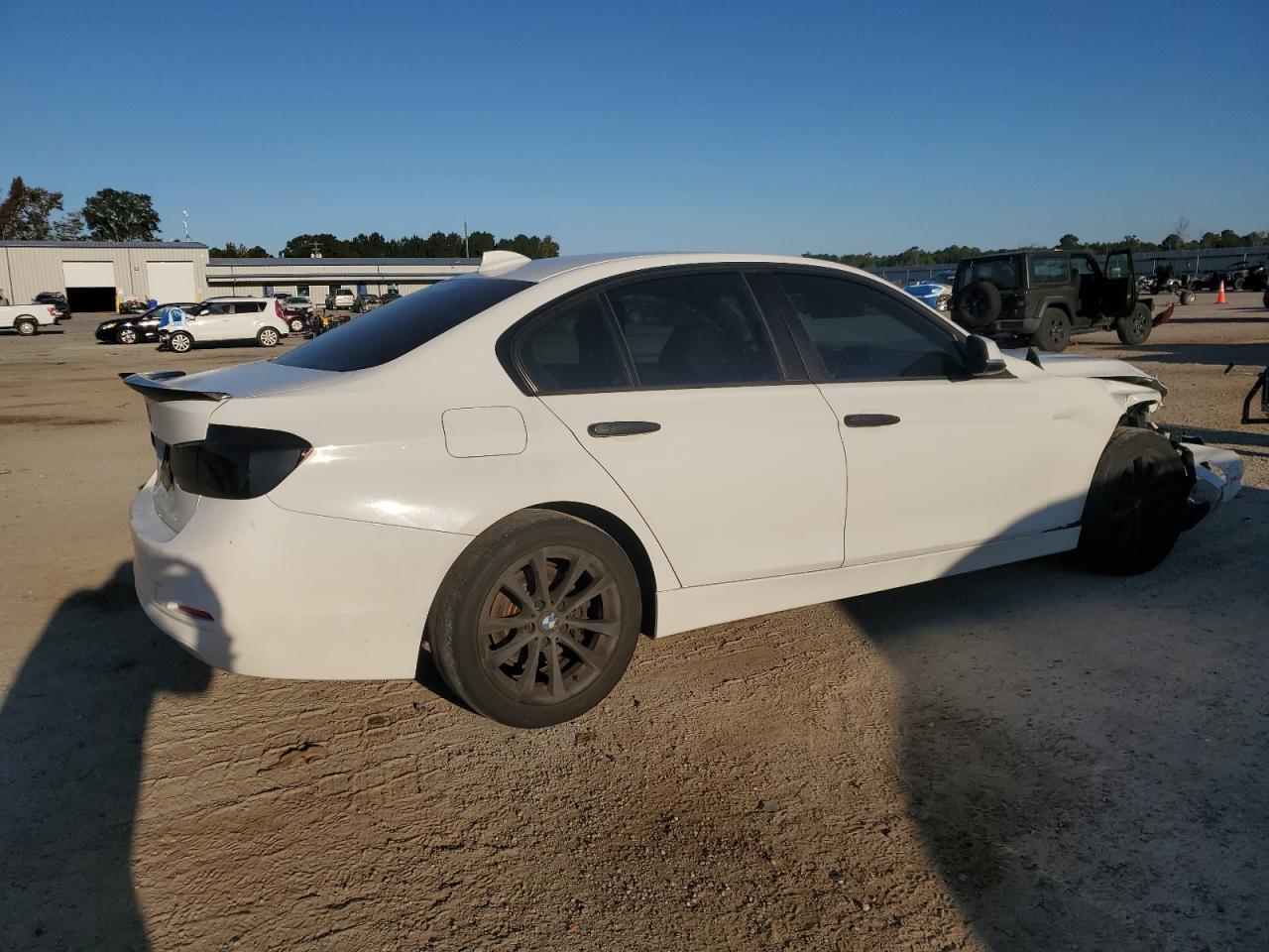 BMW Seria 3 - zdjęcie 3