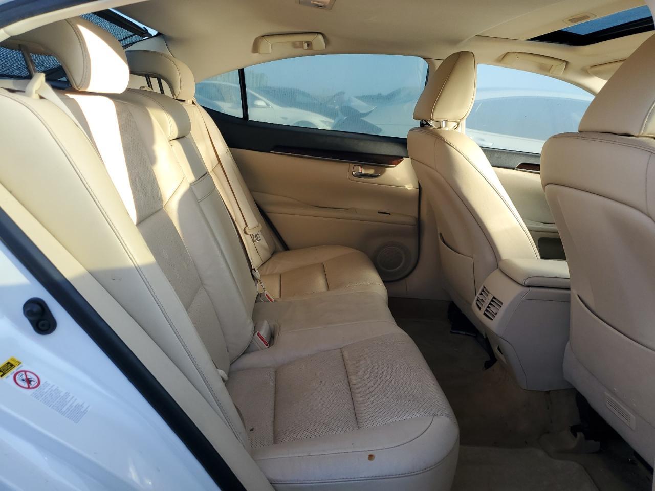 2014 Lexus ES - zdjęcie 10