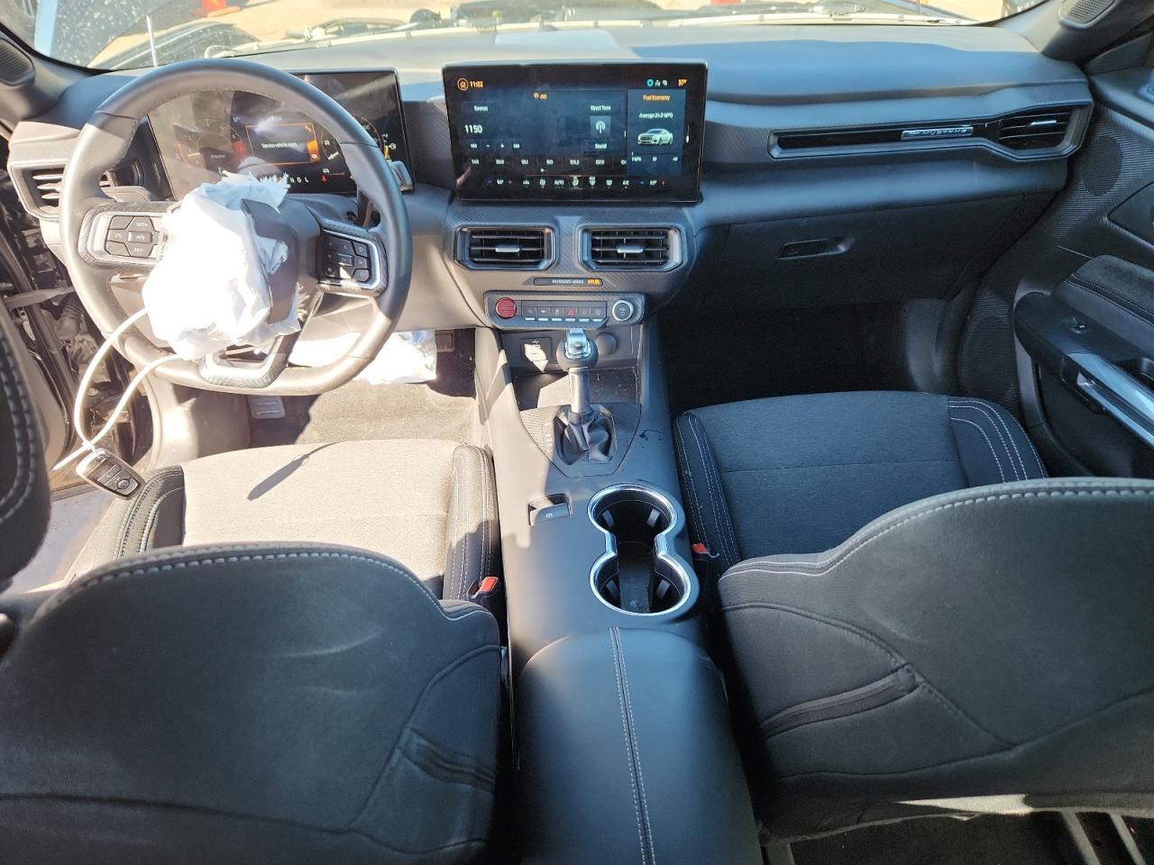 2025 Ford Mustang - zdjęcie 8