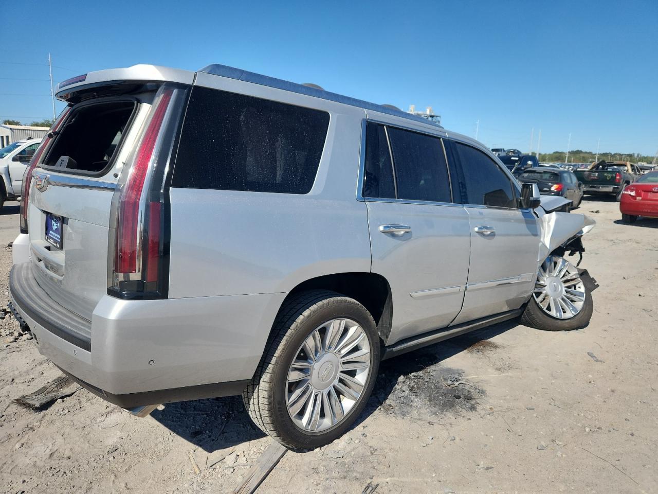 2017 Cadillac Escalade Platinum - zdjęcie 3