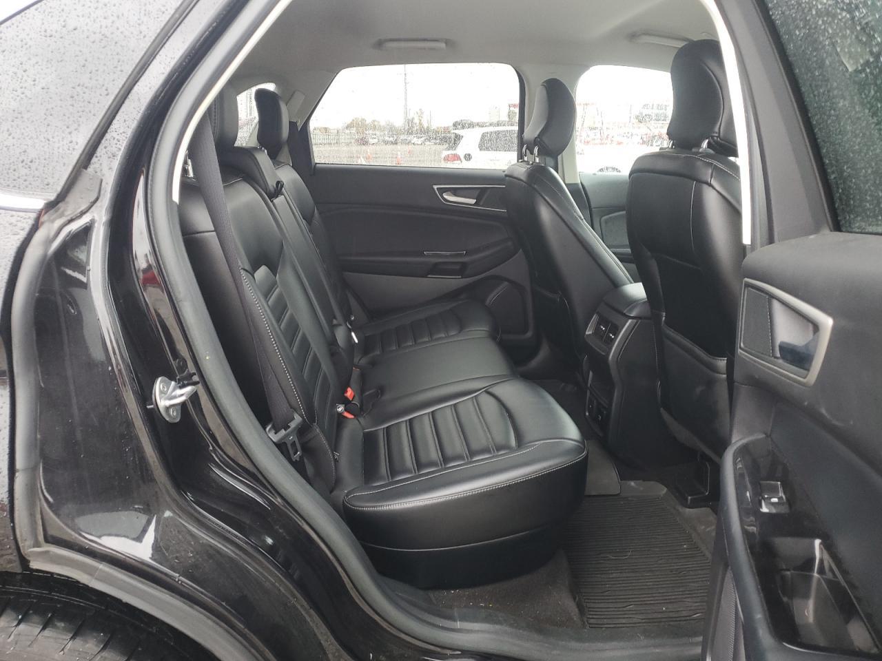 2019 Ford Edge - zdjęcie 11