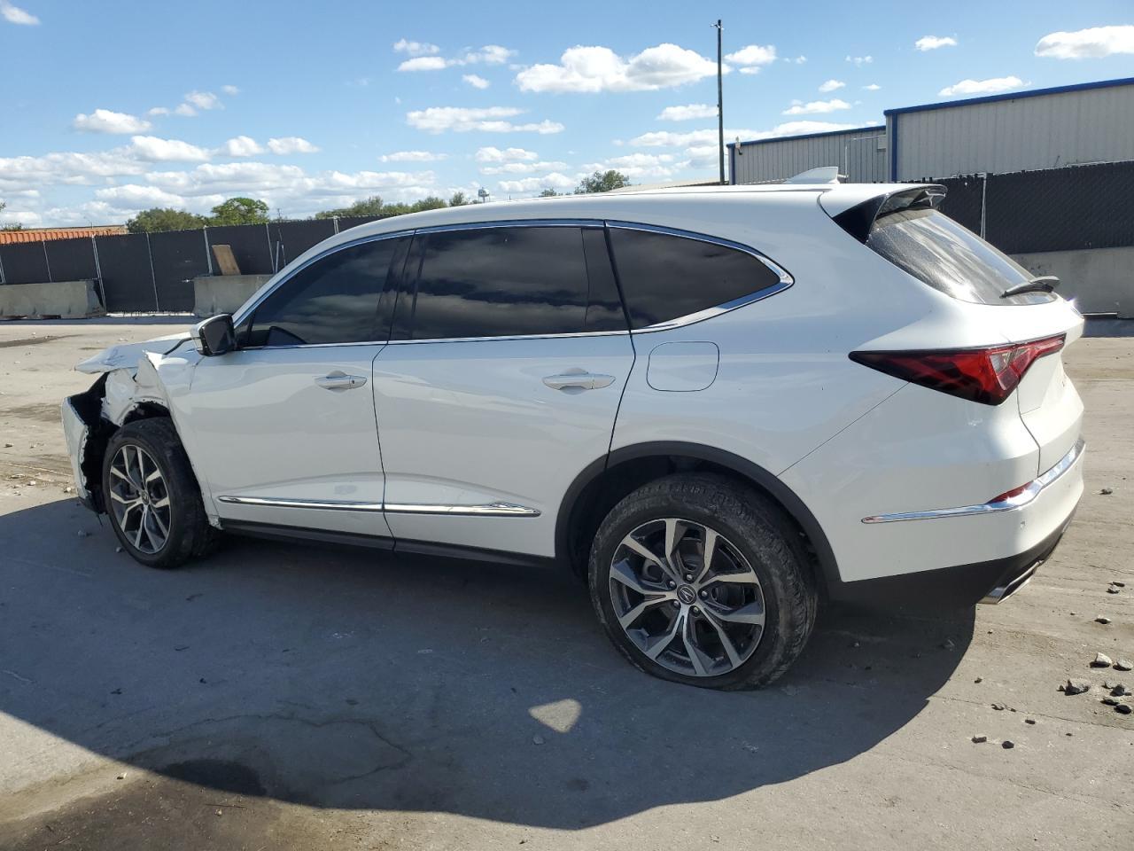 2022 Acura MDX - zdjęcie 2
