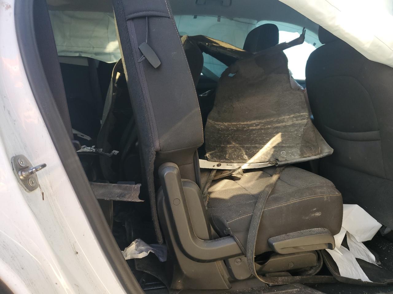 2021 Chevrolet Traverse Ls - zdjęcie 11