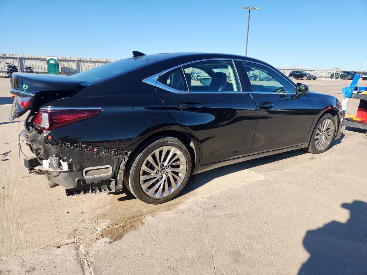 2020 Lexus ES - zdjęcie 3