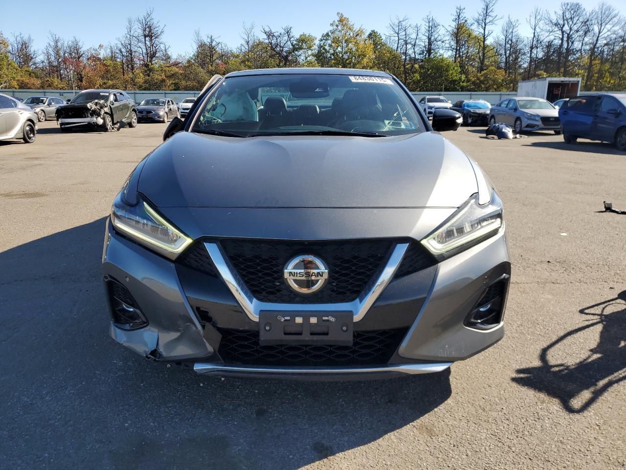 2019 Nissan Maxima - zdjęcie 5