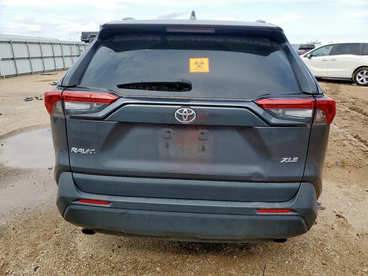 2023 Toyota Rav4 Xle - zdjęcie 6