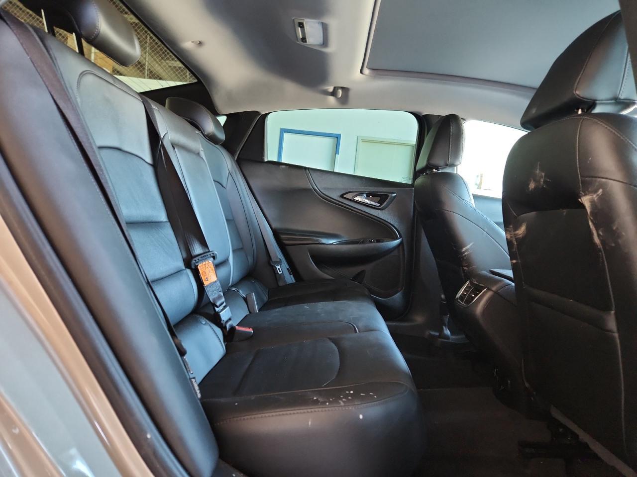 2016 Chevrolet Malibu Premier - zdjęcie 10