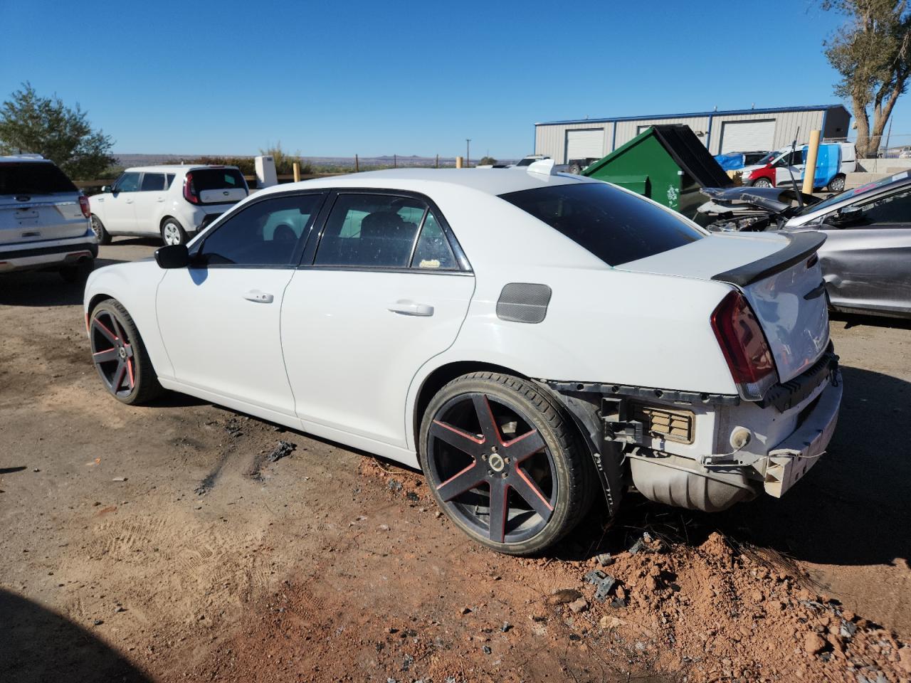 2019 Chrysler 300 Touring - zdjęcie 2