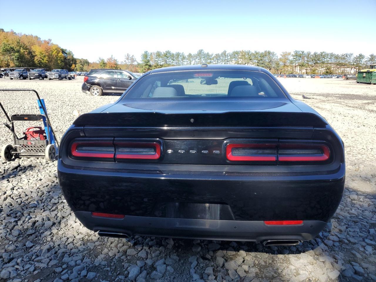2019 Dodge Challenger - zdjęcie 6
