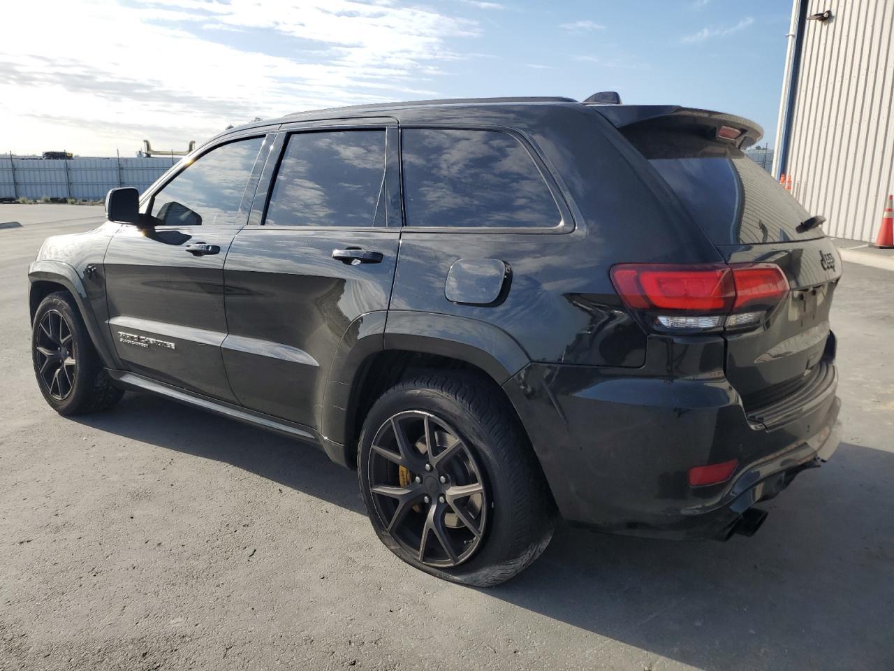 2018 Jeep Grand Cherokee - zdjęcie 2
