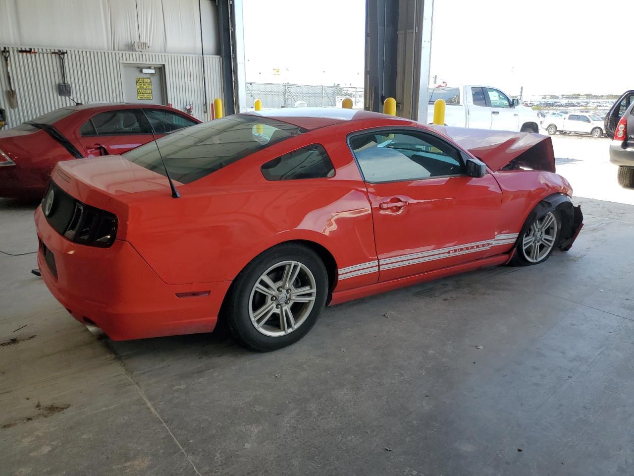 2013 Ford Mustang - zdjęcie 3