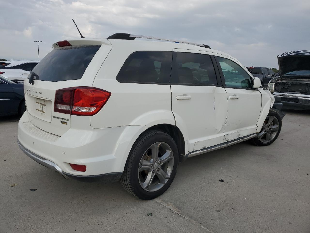 2017 Dodge Journey Crossroad - zdjęcie 3