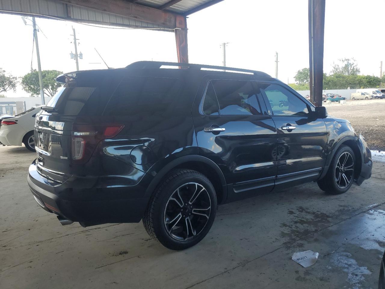 2014 Ford Explorer - zdjęcie 3