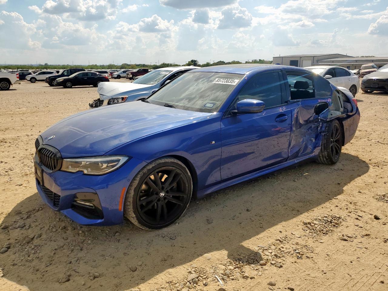 2021 BMW 330I - zdjęcie główne