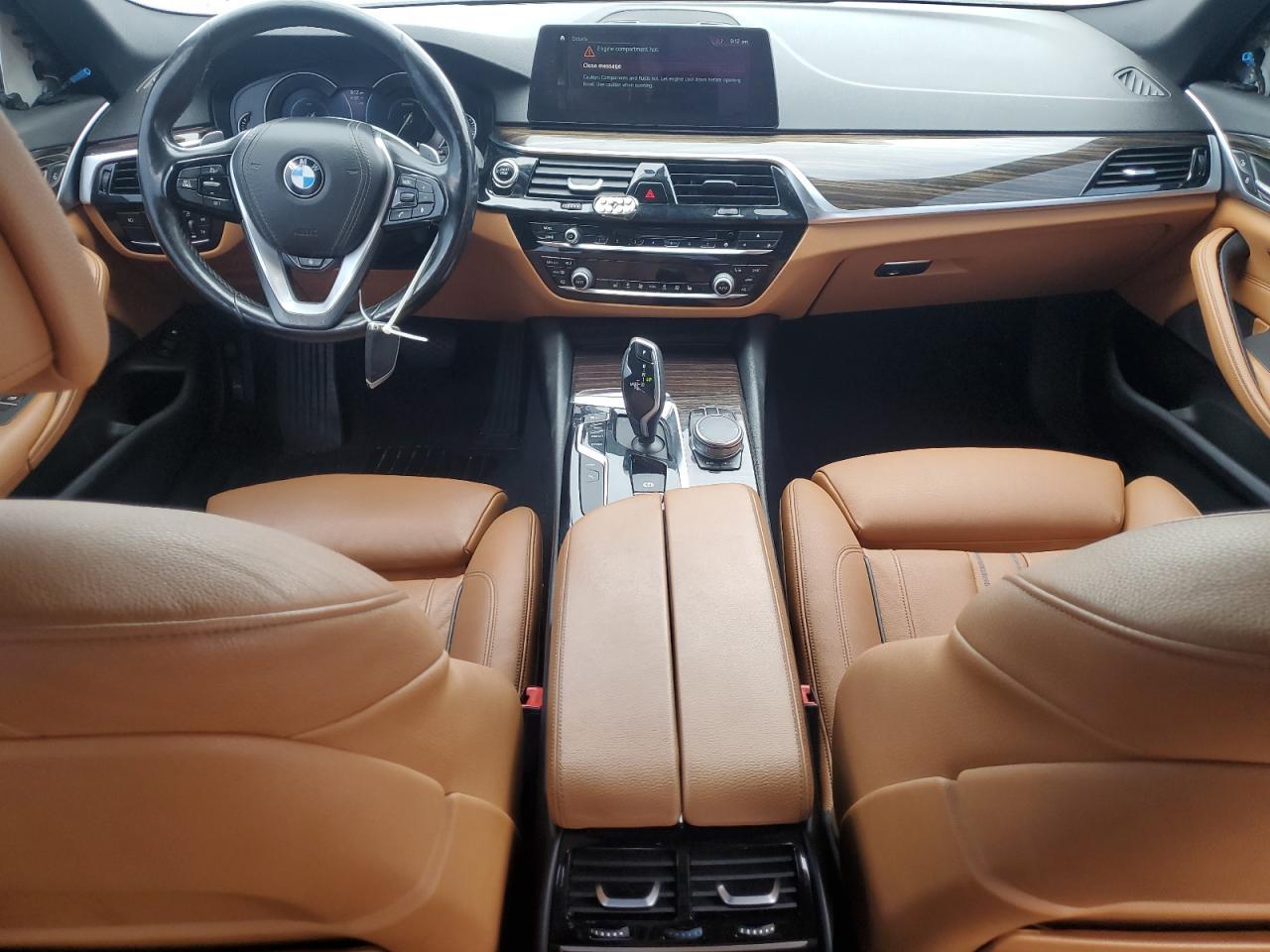 2018 BMW 530E - zdjęcie 8