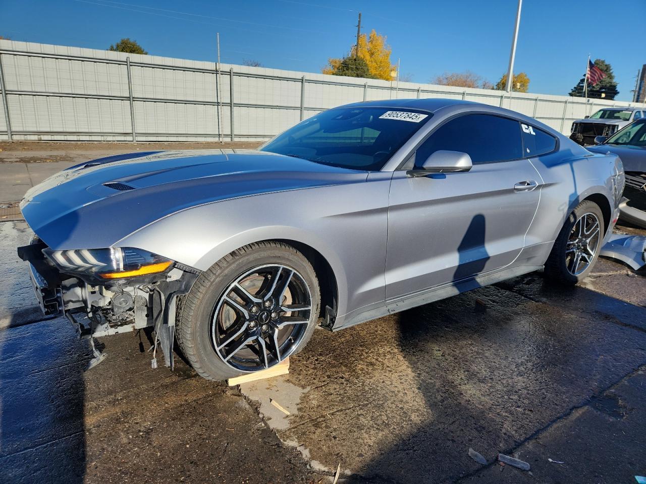 Ford Mustang - zdjęcie 1