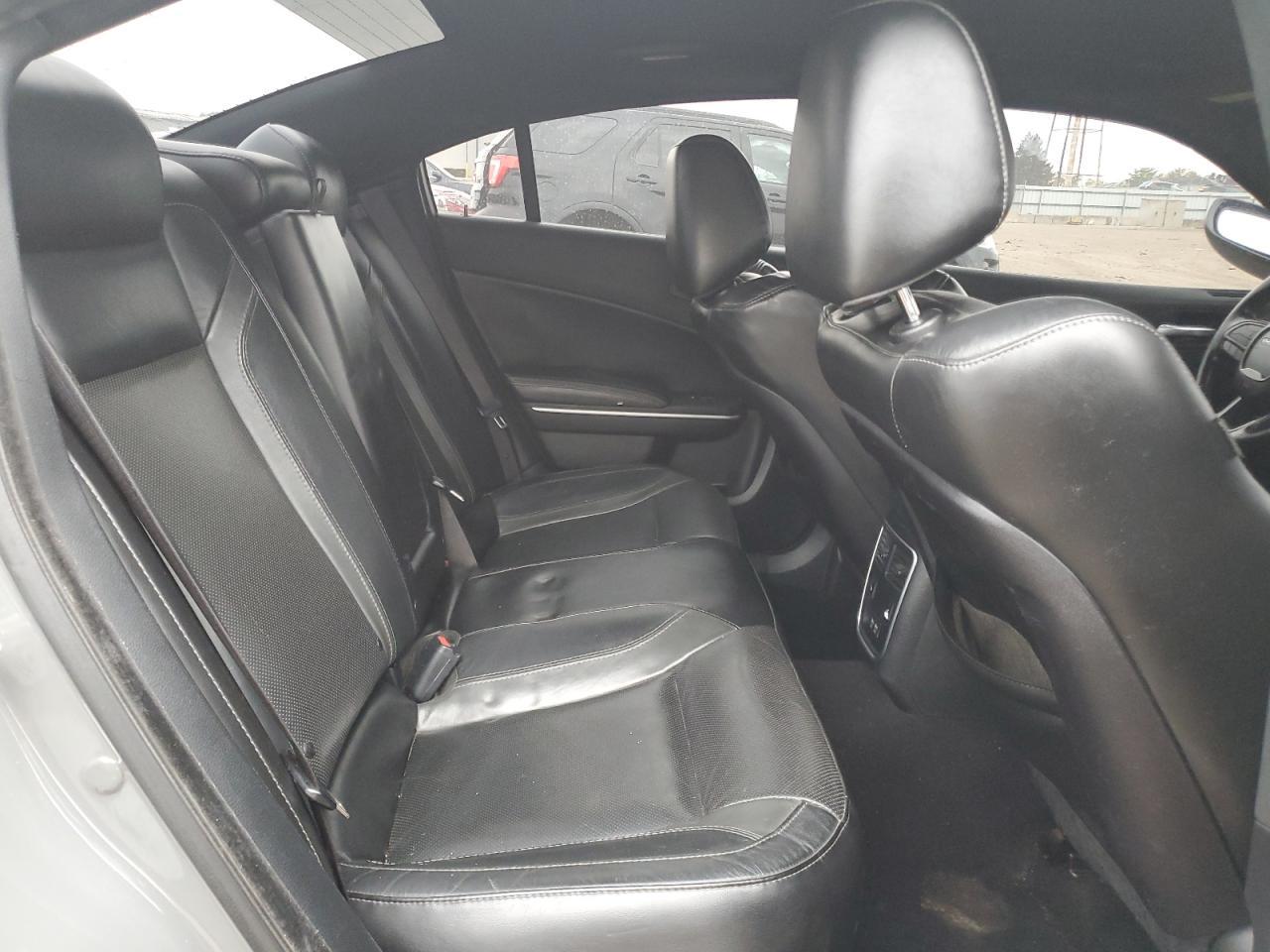 2019 Dodge Charger - zdjęcie 10