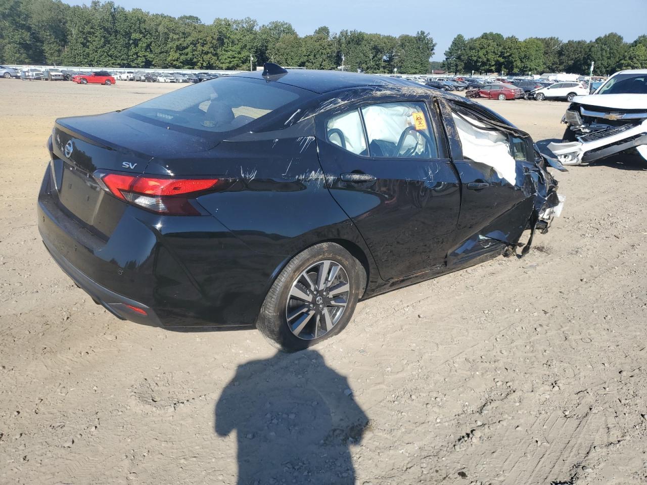 2022 Nissan Versa Sv - zdjęcie 3