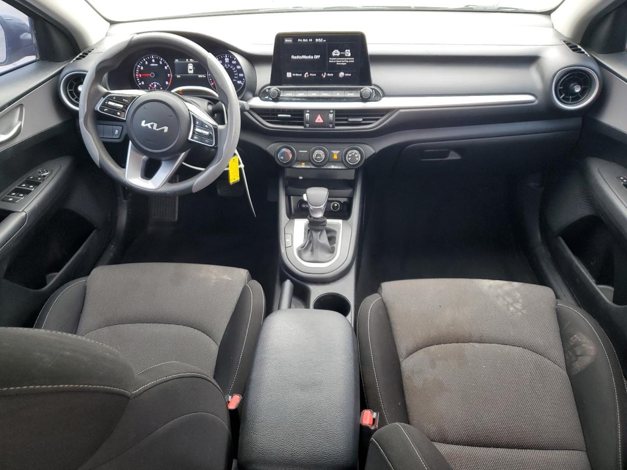 2023 Kia Forte Lx - zdjęcie 8