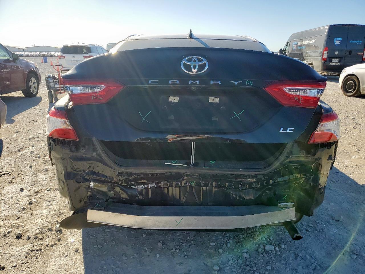 2020 Toyota Camry - zdjęcie 6