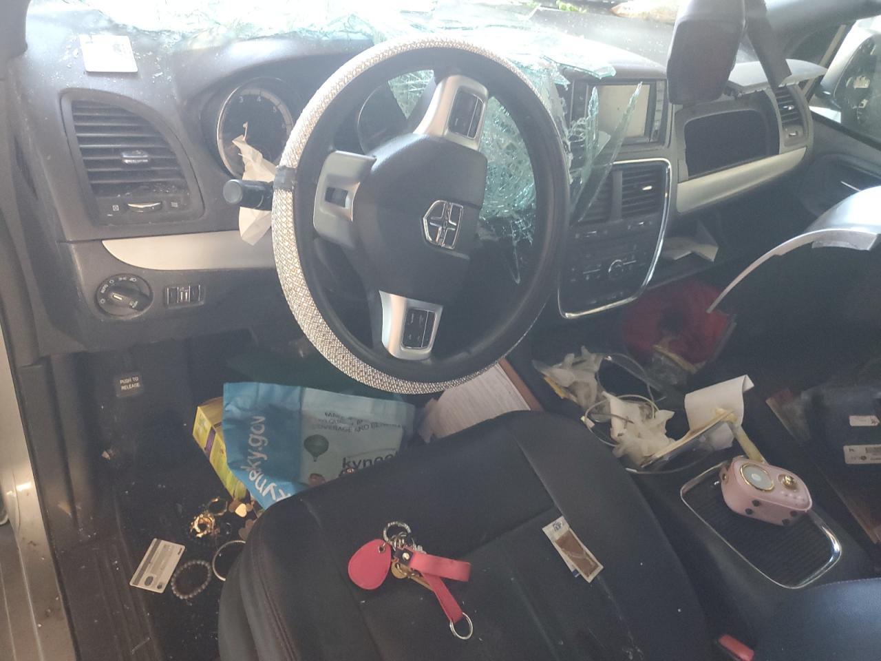 2019 Dodge Grand Caravan Gt - zdjęcie 8