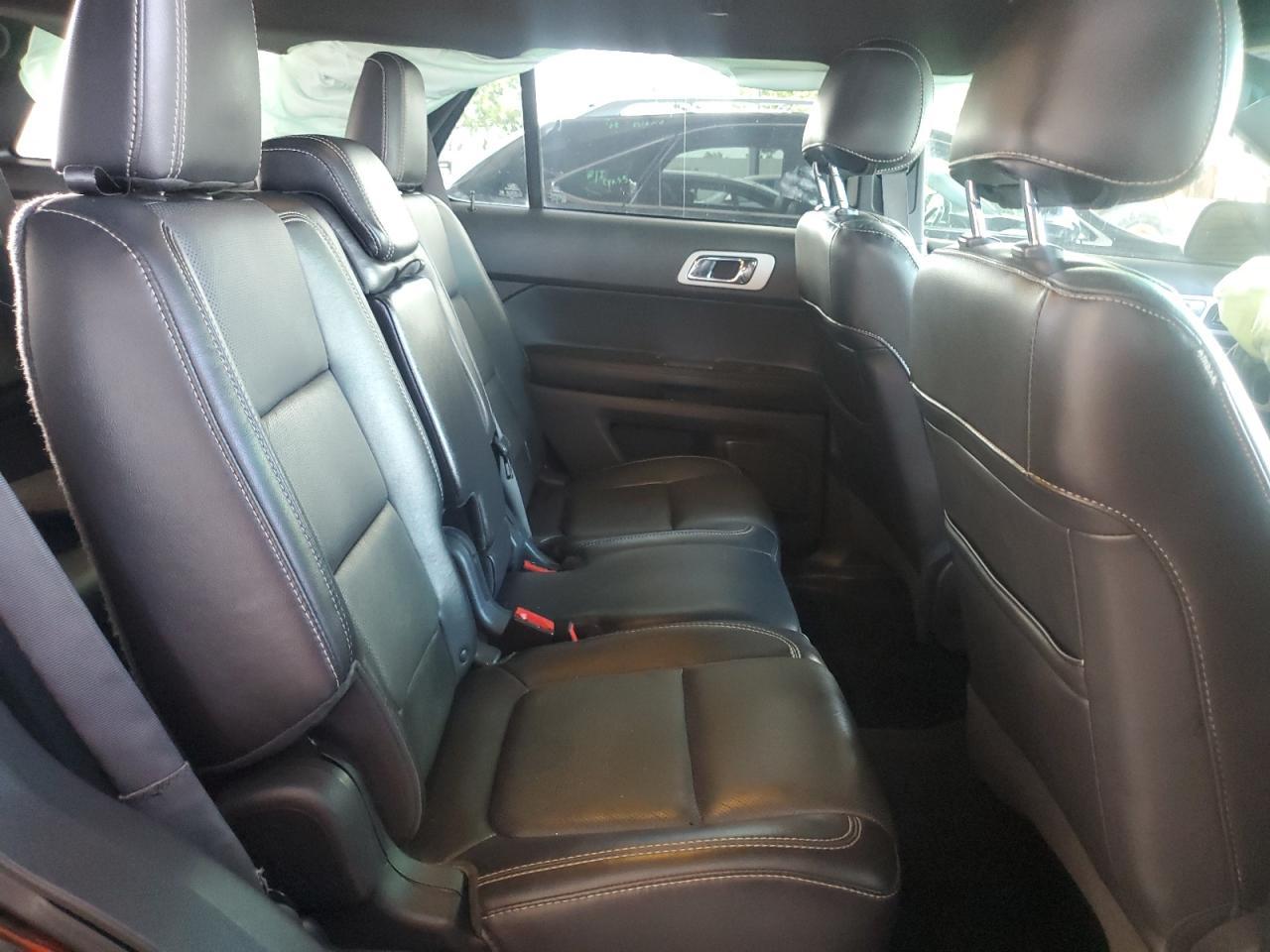 2014 Ford Explorer - zdjęcie 11