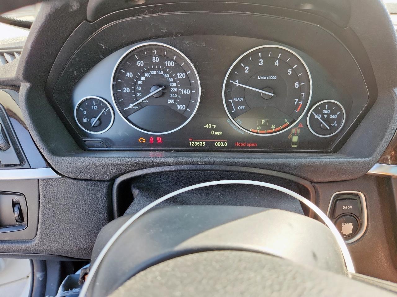 2015 BMW 328 I - zdjęcie 9