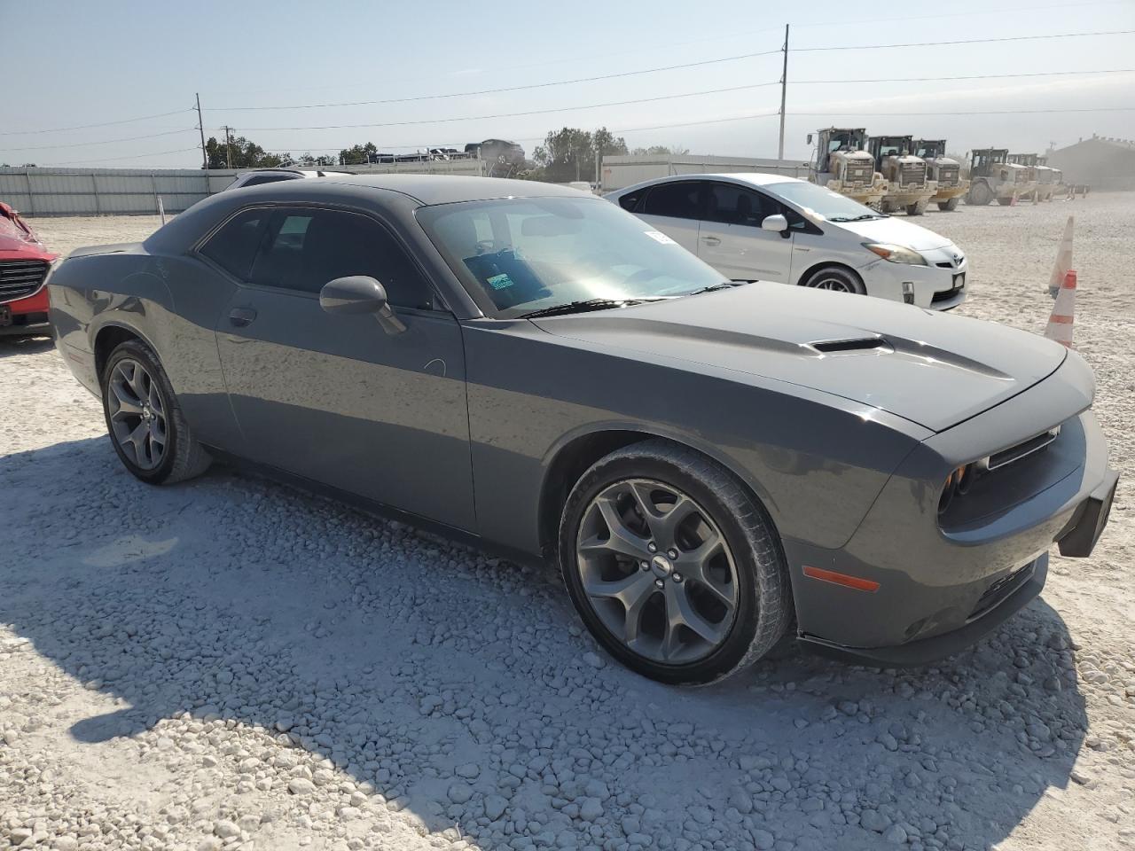 2017 Dodge Challenger - zdjęcie 4