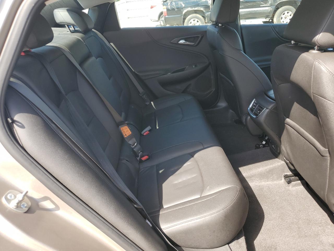 2024 Chevrolet Malibu Premier - zdjęcie 10