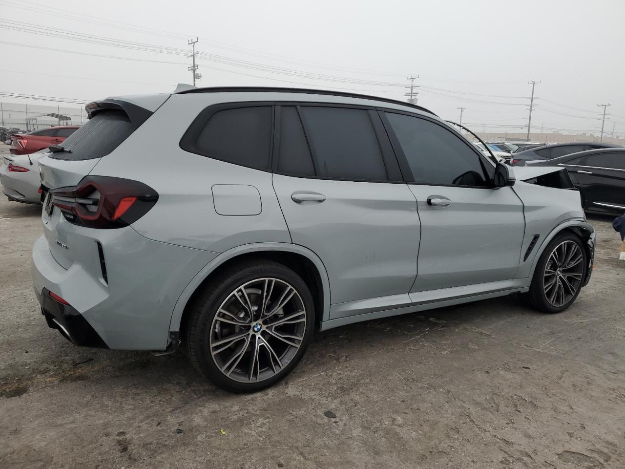 2022 BMW X3 - zdjęcie 3